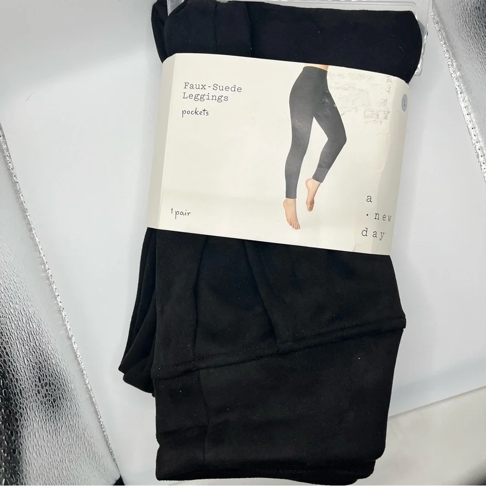 A New Day Leggings Black Faux-Suede Size Large